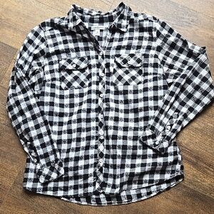 Croft & Barrow Checkered Women's Shirt Size Medium